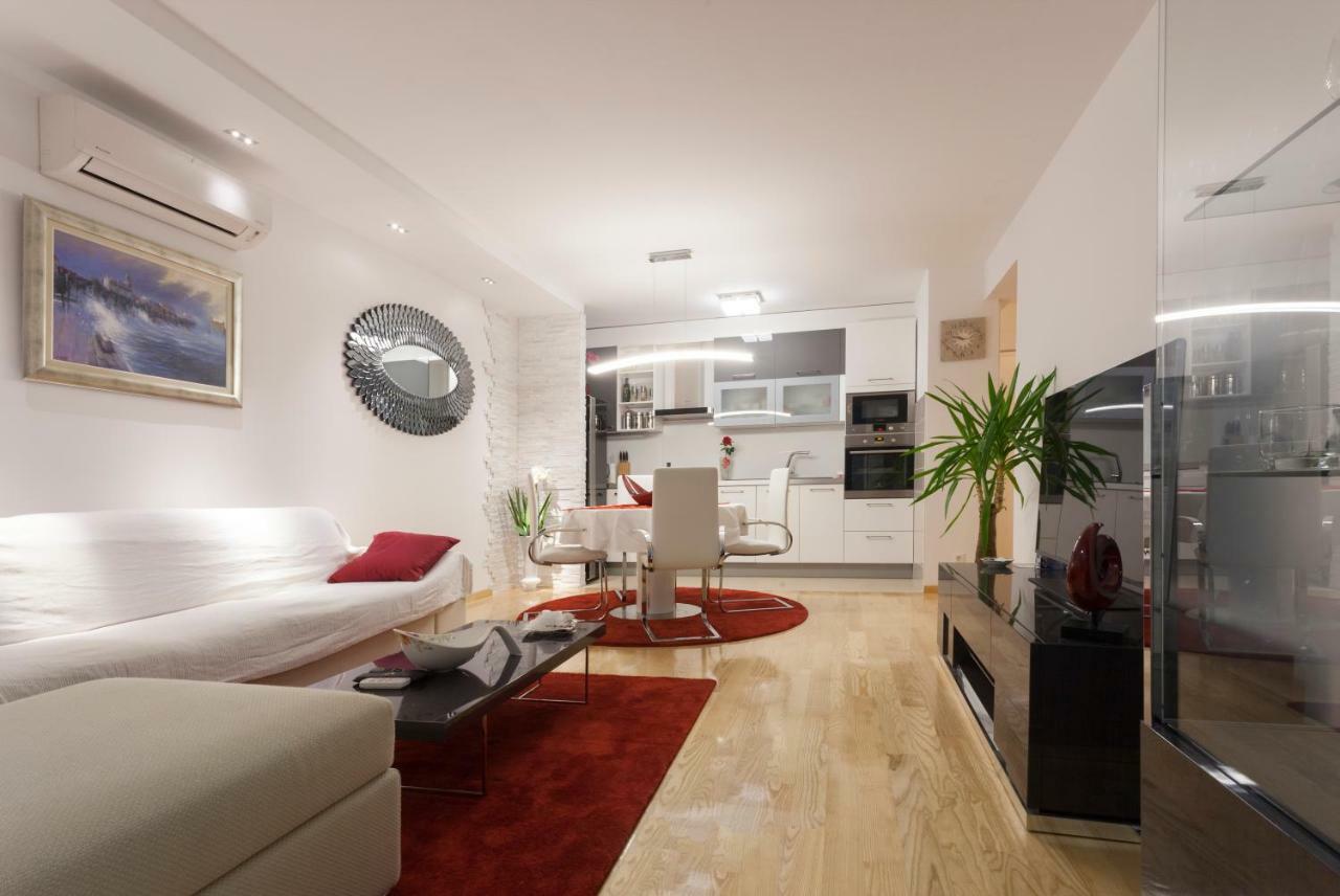 Luxury Apartment Split Exterior photo