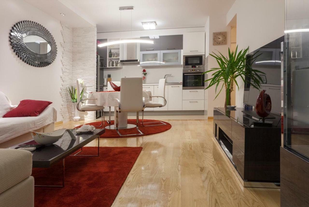 Luxury Apartment Split Exterior photo