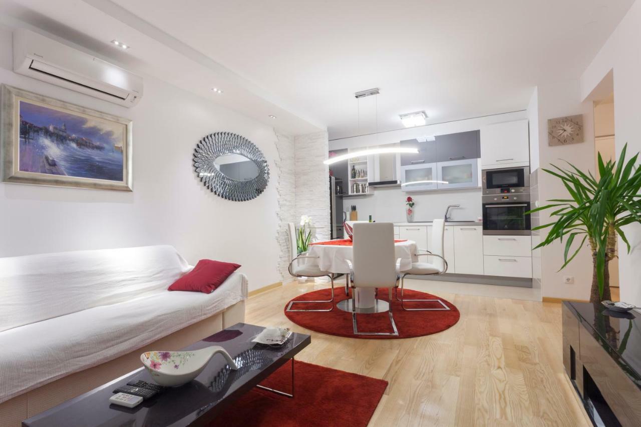 Luxury Apartment Split Exterior photo